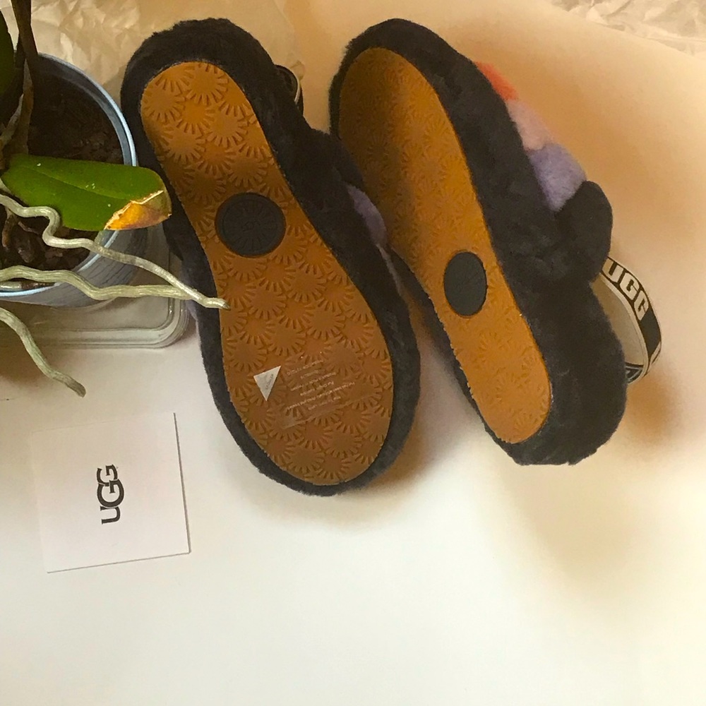 UGG | U.S. Sz 7 |  Fluff Yeah Slide | Multi-Color - Picture 6 of 13